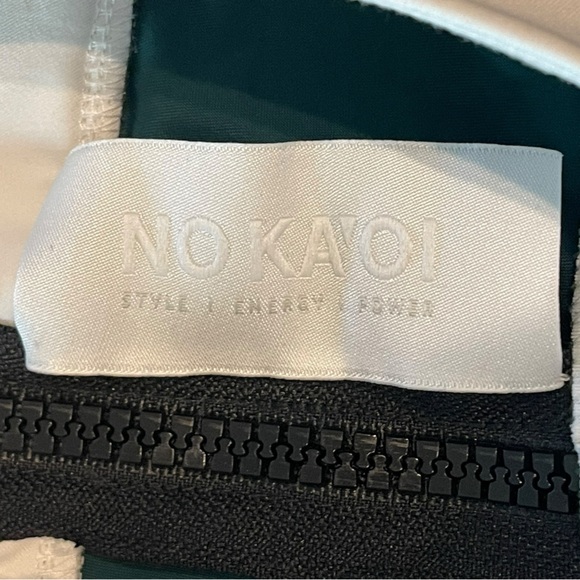 No ka oi Colorful Women's Top with Balloon Sleeves - Picture 7 of 10